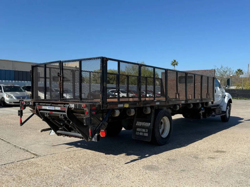 2013 Ford F-750 Super Duty