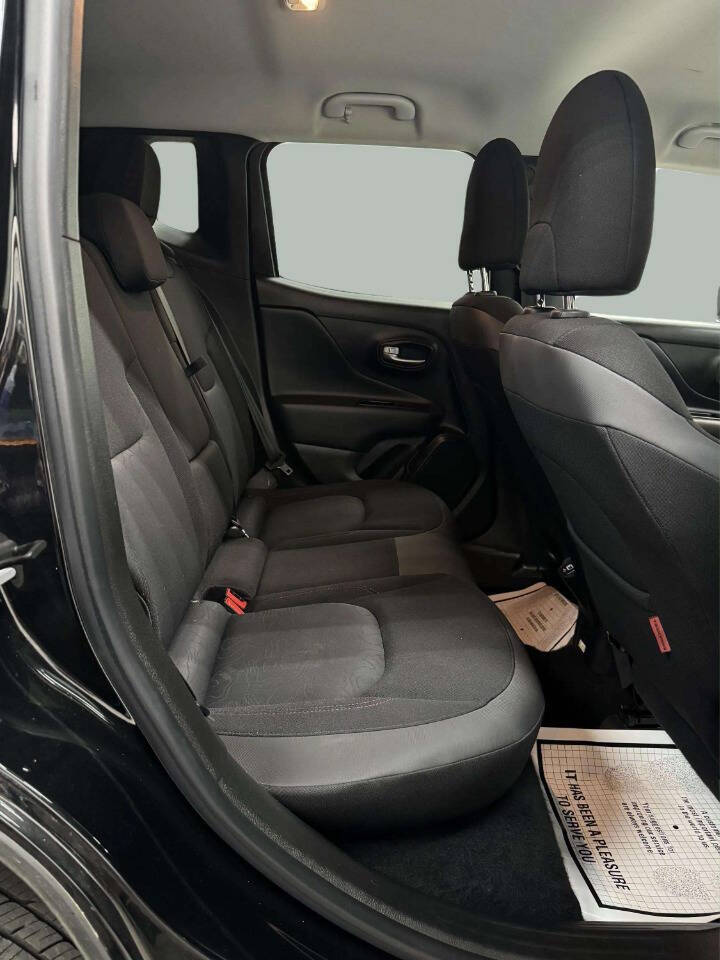 2020 Jeep Renegade Trailhawk 4x4 4dr SUV - Black exterior view 8