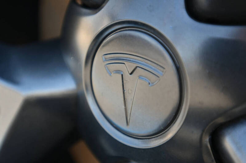 2022 Tesla Model X