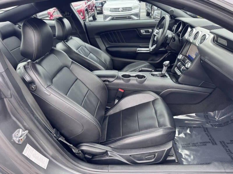 2021 Ford Mustang EcoBoost Premium