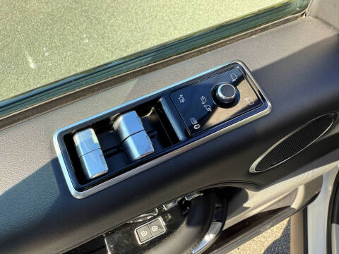 2022 Land Rover Range Rover P400 HSE Westminster Edition