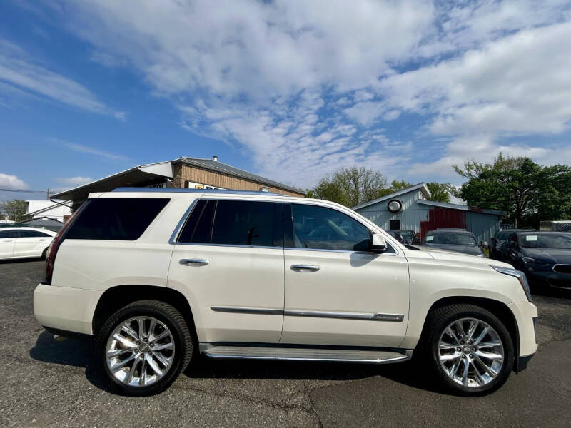 2015 Cadillac Escalade Luxury