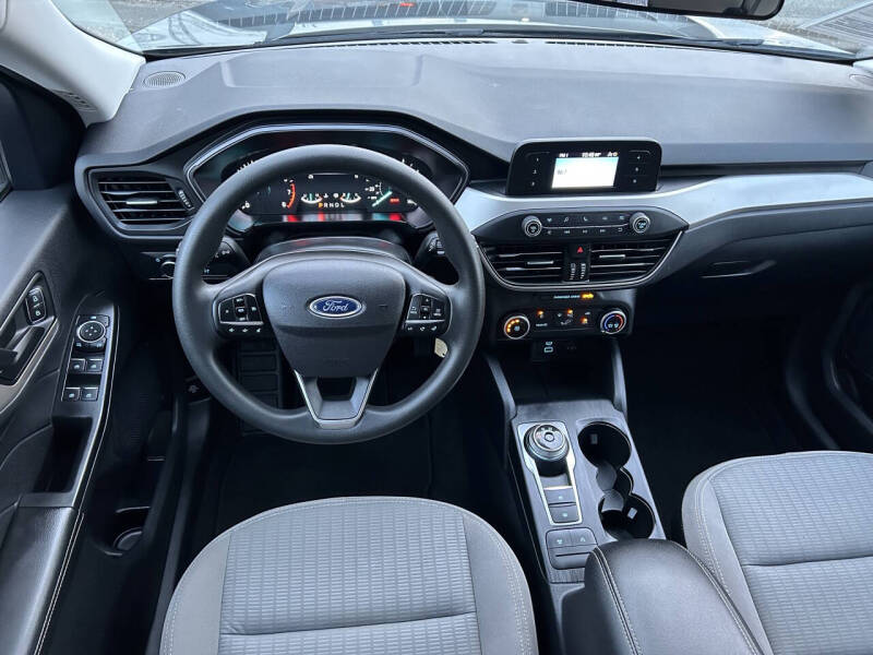 2022 Ford Escape S