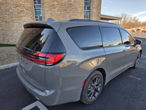 2021 Chrysler Pacifica Touring