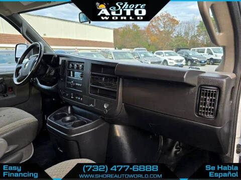 2022 Chevrolet Express 2500