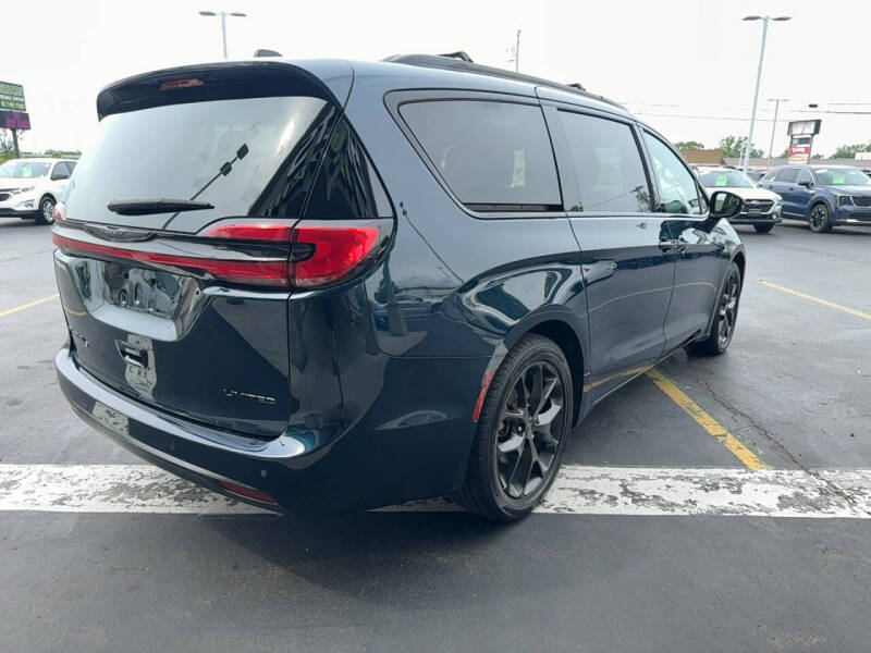 2025 Chrysler Pacifica Limited