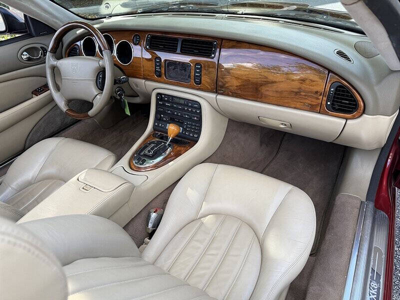 2005 Jaguar XK-Series 14
