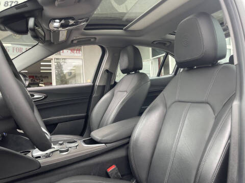 2021 Alfa Romeo Giulia Ti