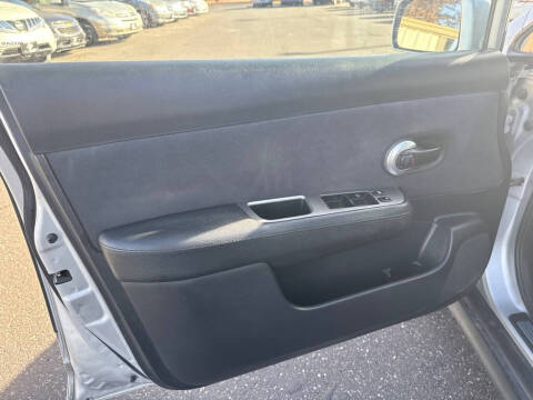 2007 Nissan Versa 1.8 S