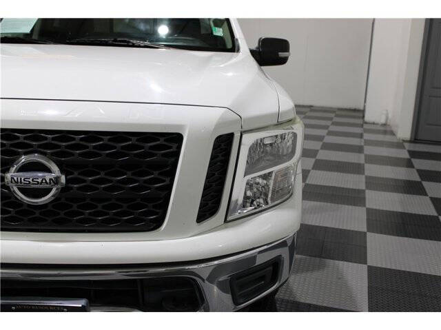 2019 Nissan Titan SV