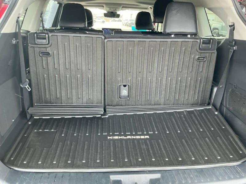 2022 Toyota Highlander Hybrid Limited