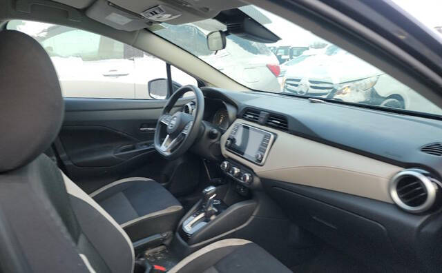 2021 Nissan Versa SV