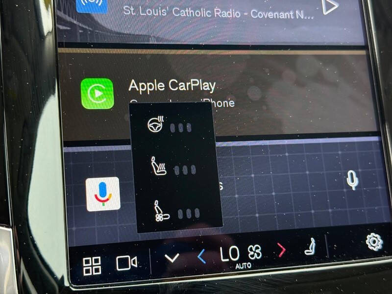 2023 Volvo XC90 Recharge T8 Ultimate Bright Theme 7P