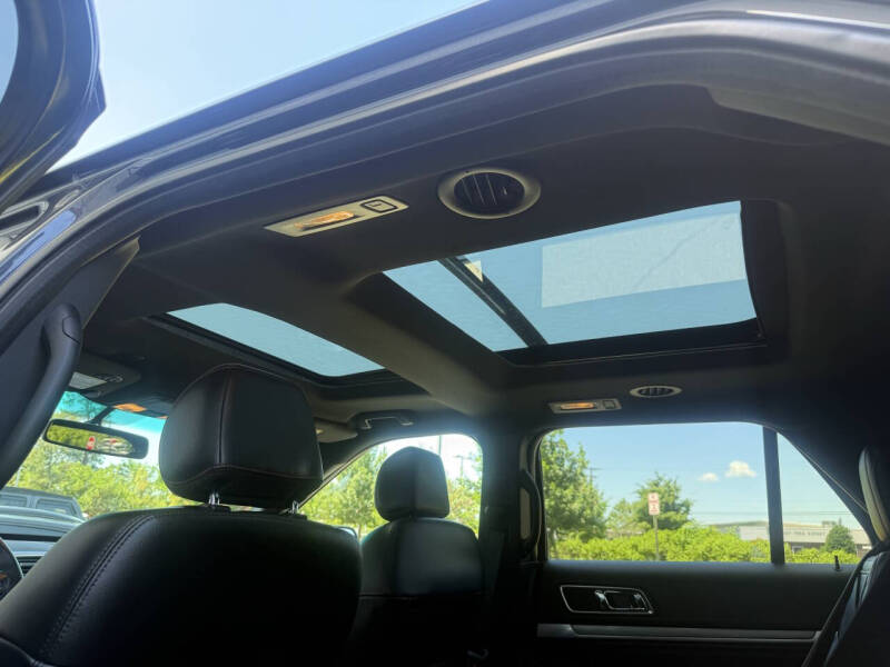 2017 Ford Explorer Sport