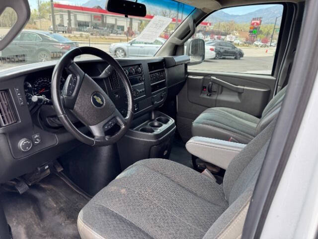 2023 Chevrolet Express 2500