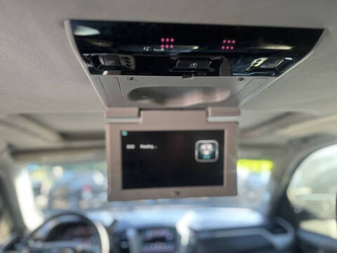 2017 GMC Yukon XL SLT