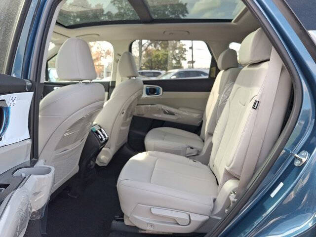 2025 Kia Sorento Plug-In Hybrid EX