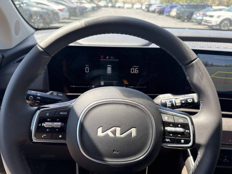 2026 Kia Carnival EX