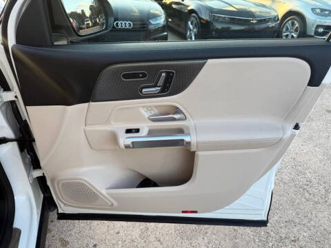 2021 Mercedes-Benz GLB GLB 250