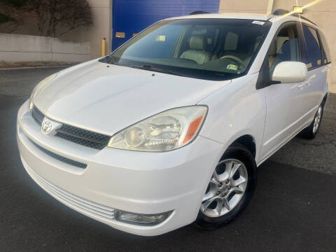 2004 Toyota Sienna