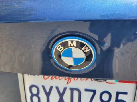 2022 BMW 3 Series 330e