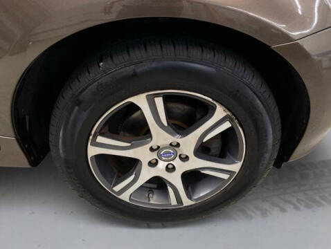 2015 Volvo XC60 T6 Premier Plus
