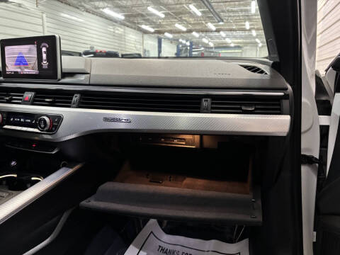 2017 Audi A4 2.0T quattro Premium Plus