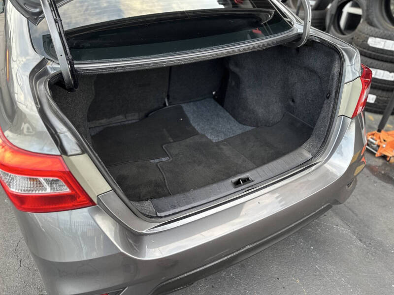 2016 Nissan Sentra SR