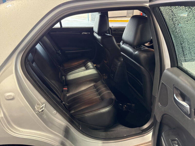 2023 Chrysler 300 S V6