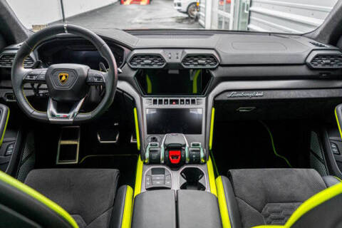 2021 Lamborghini Urus