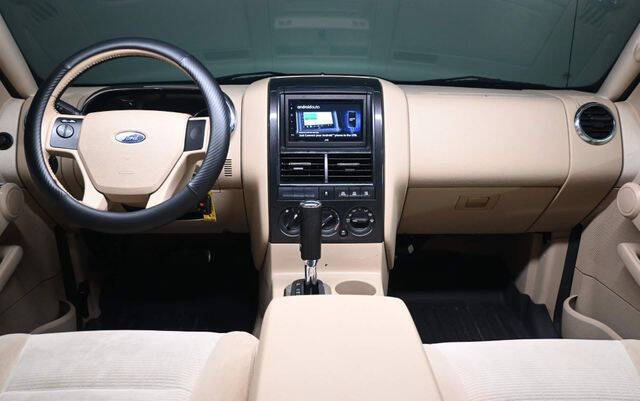 2006 Ford Explorer XLT