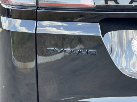 2025 Land Rover Range Rover Evoque P250 Dynamic SE