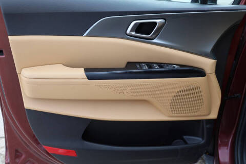 2022 Kia Carnival LX