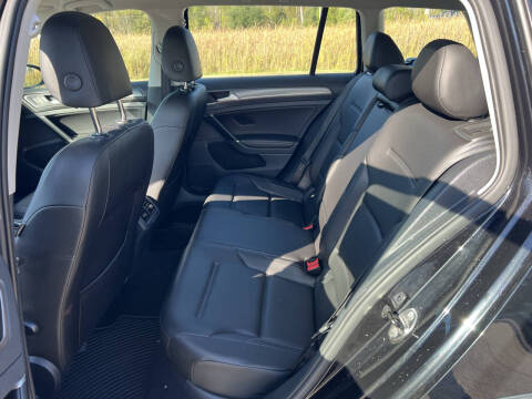 2017 Volkswagen Golf Alltrack TSI S 4Motion