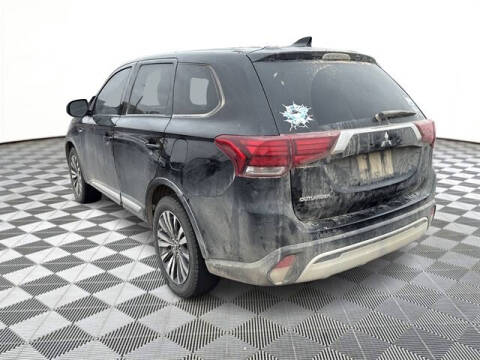 2020 Mitsubishi Outlander ES