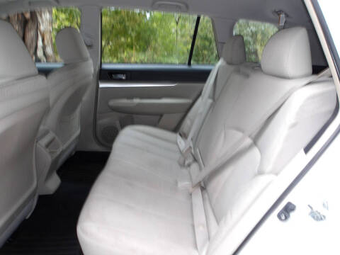 2011 Subaru Outback 2.5i