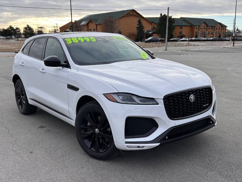 2024 Jaguar F-PACE P250 R-Dynamic S