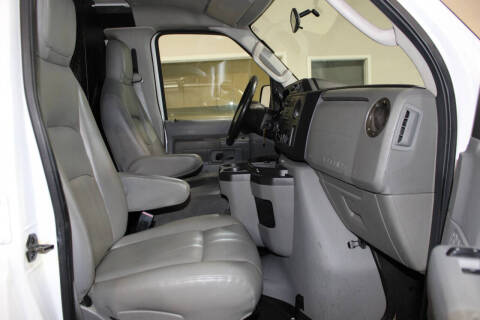 2009 Ford E-Series E-350 SD