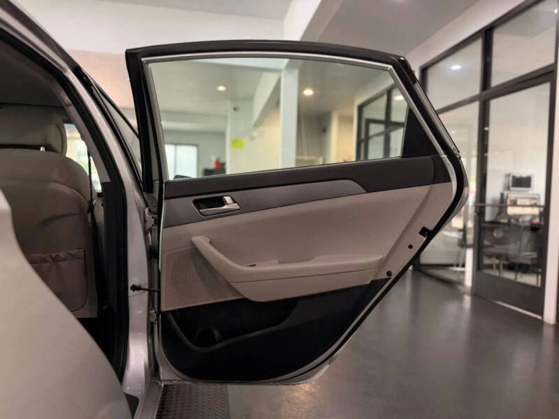 2015 Hyundai Sonata SE