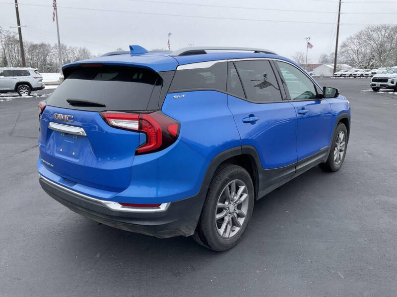 2024 GMC Terrain SLT