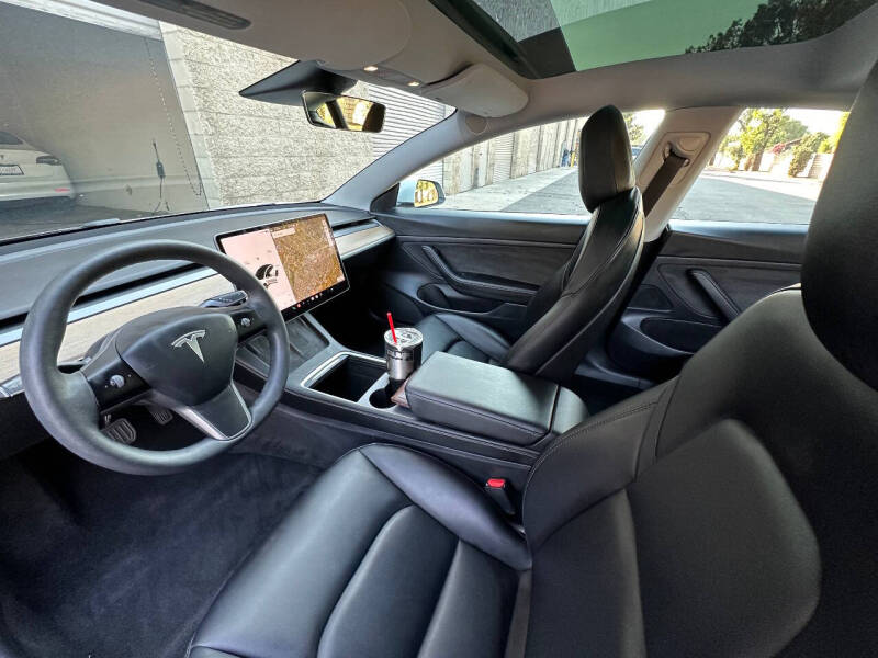 2021 Tesla Model 3 Base photo 13