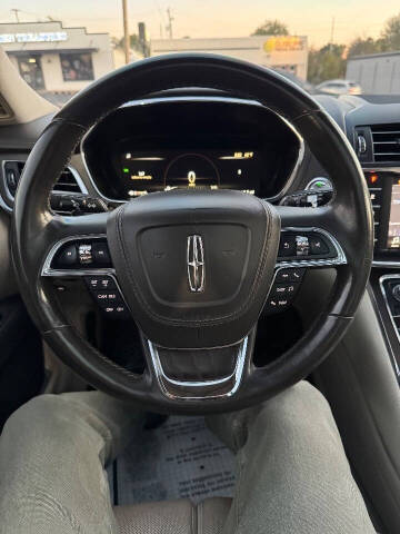 2018 Lincoln Continental Select