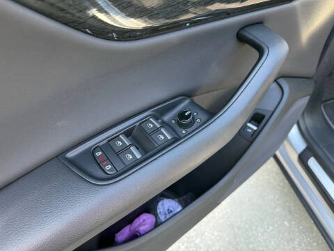 2019 Audi Q8 quattro Premium 55 TFSI