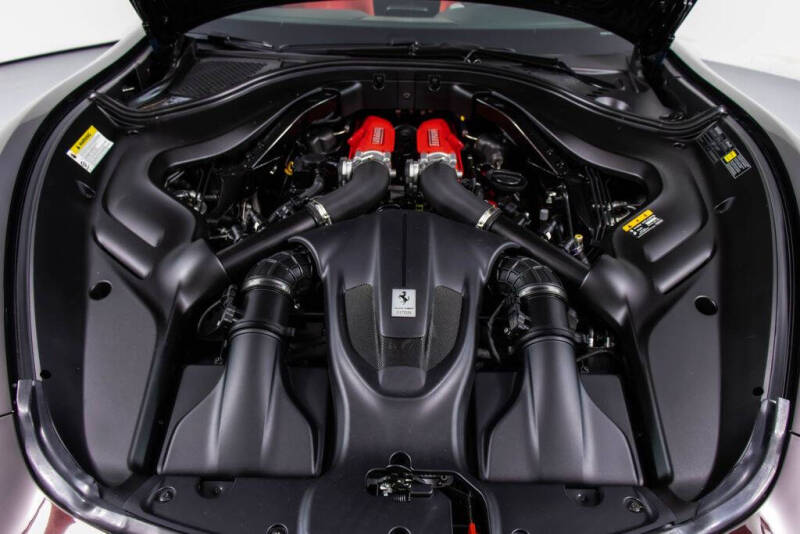 2025 Ferrari Roma Spider