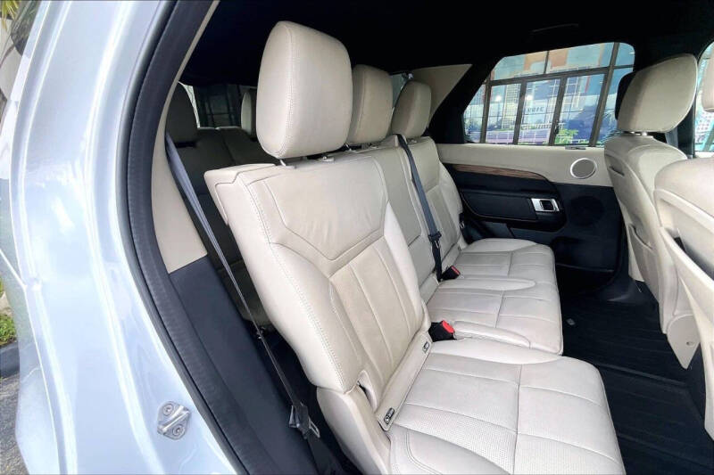 2020 Land Rover Discovery HSE Td6