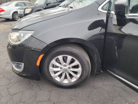 2018 Chrysler Pacifica Touring L