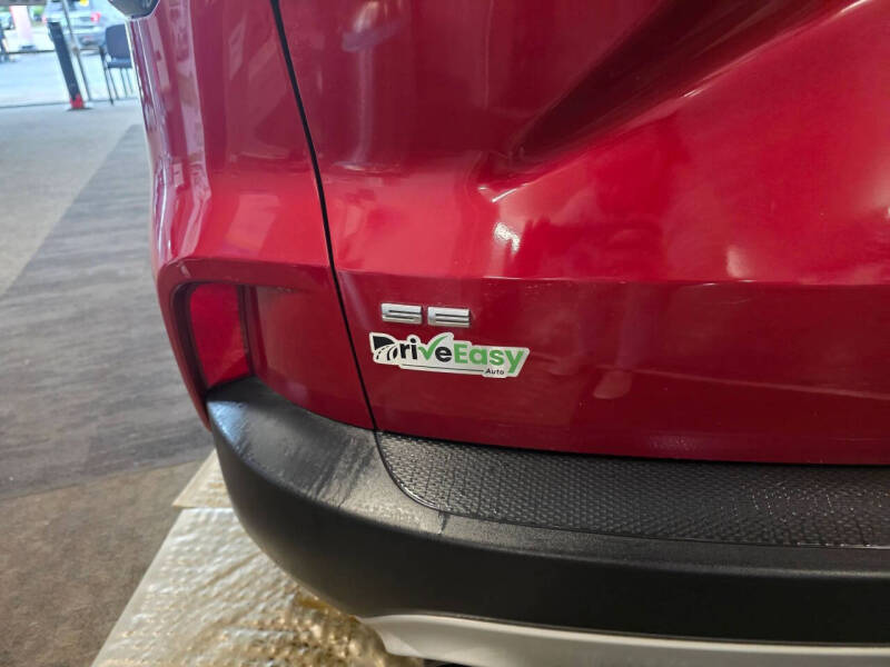 2020 Ford Escape SE