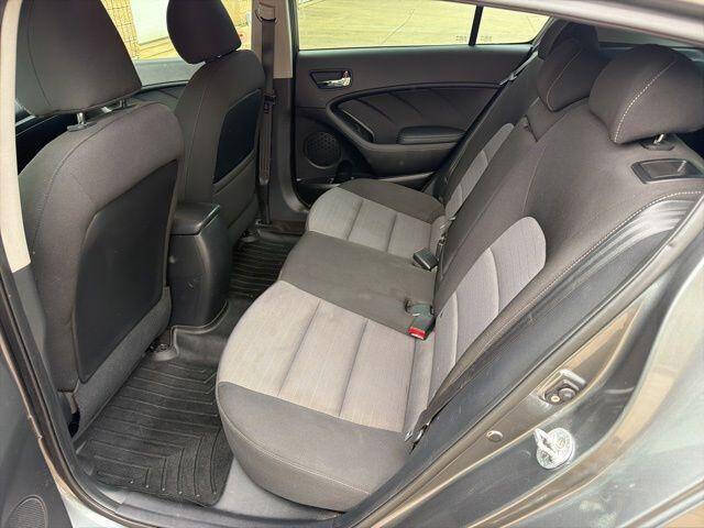 2016 Kia Forte5 LX