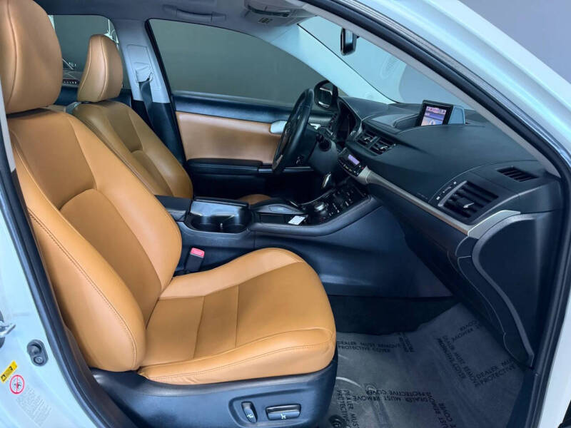 2013 Lexus CT 200h