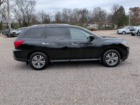 2020 Nissan Pathfinder S